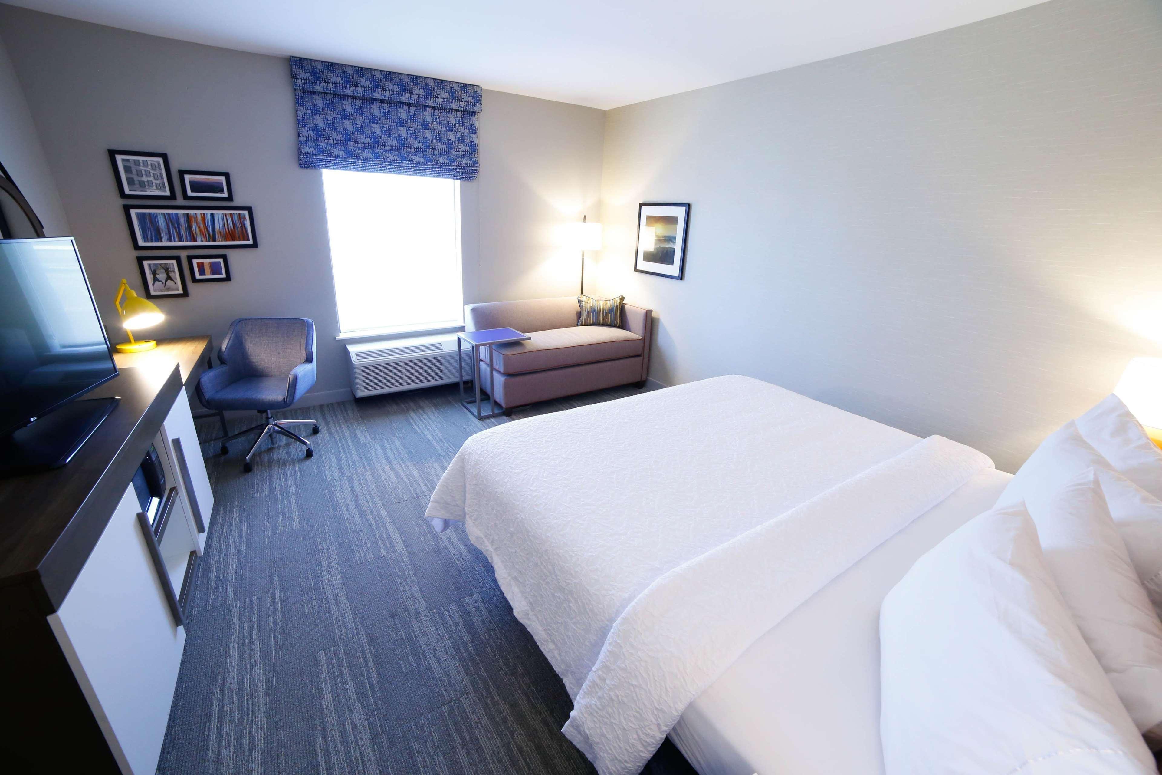 Hampton Inn&Suites Forest City Exterior foto