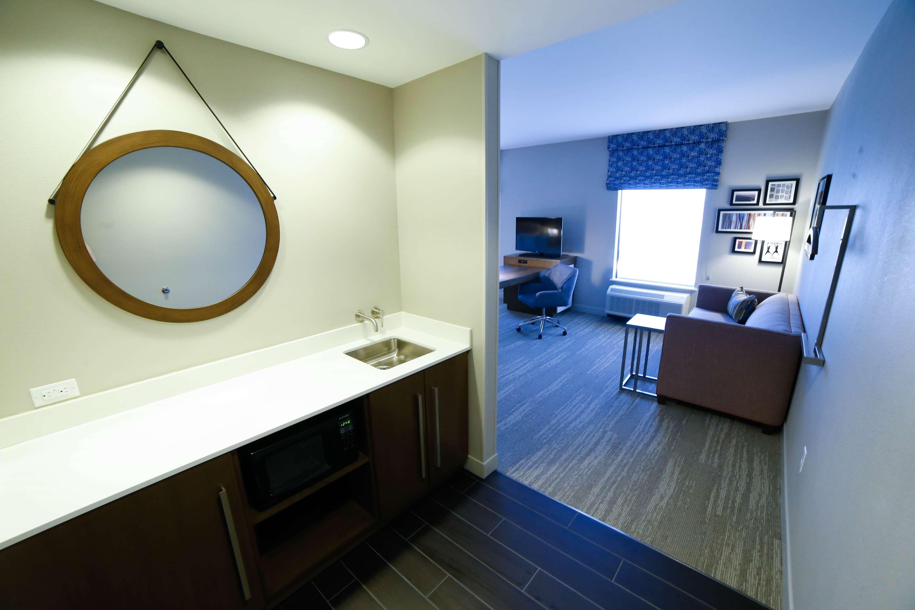 Hampton Inn&Suites Forest City Exterior foto