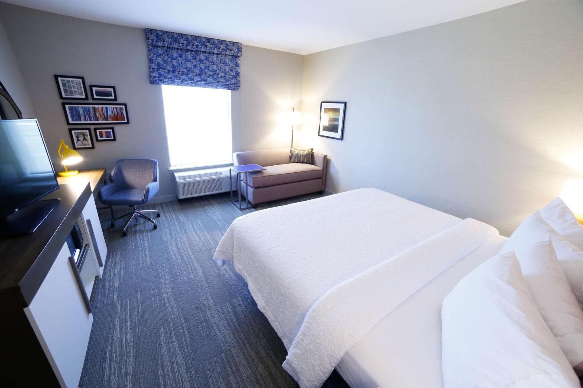 Hampton Inn&Suites Forest City Exterior foto